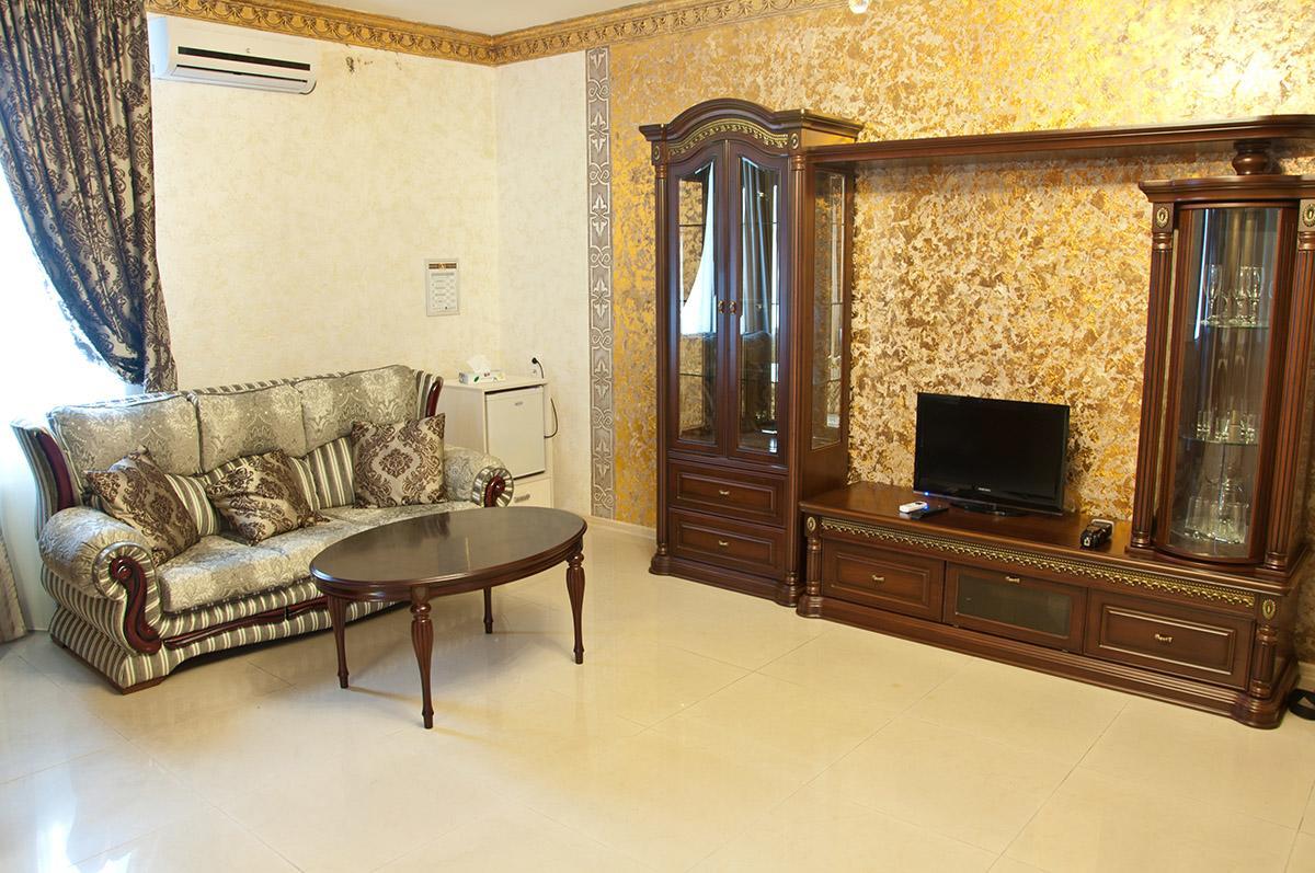 "Zolotoe Runo" Hotel Odessa Buitenkant foto