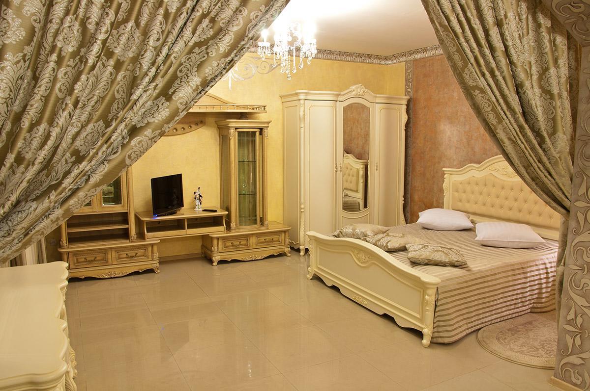 "Zolotoe Runo" Hotel Odessa Buitenkant foto